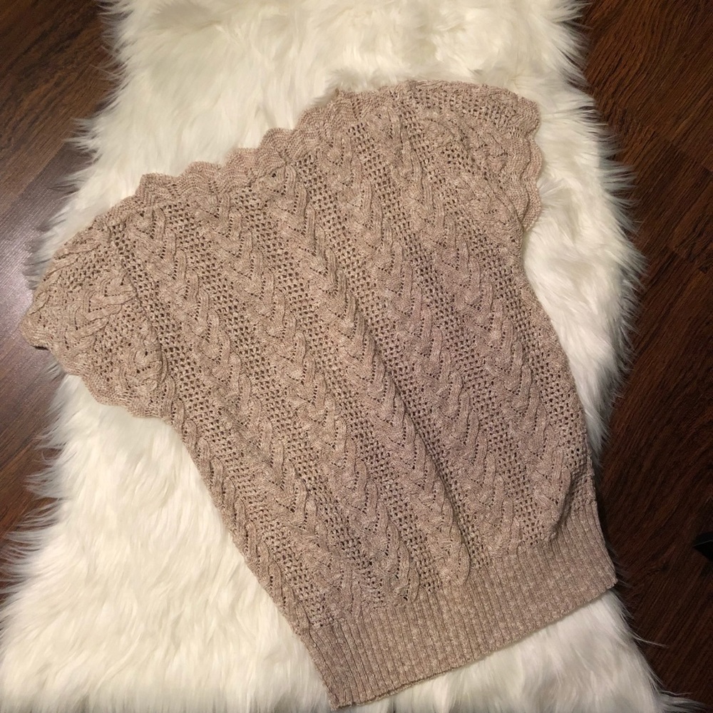 VINTAGE • flutter sleeve knit top